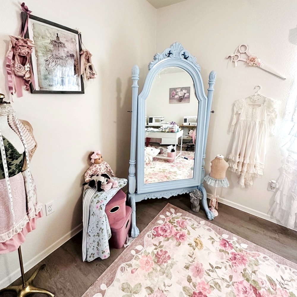 Ariel’s Modest Apparel Custom Co.